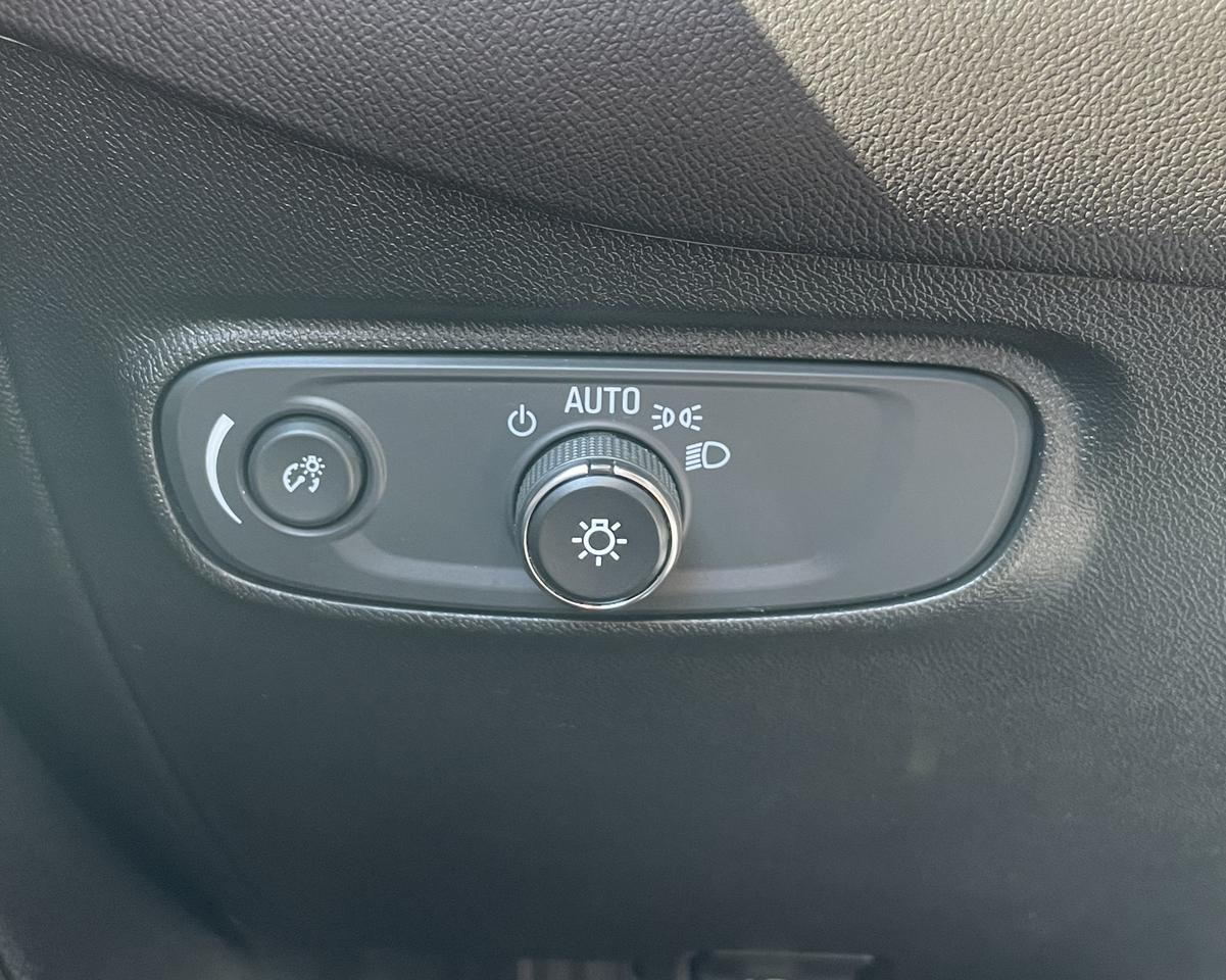 2020 Chevrolet Equinox LS Sport Utility 4D Port Orchard WA