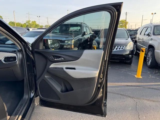 2020 Chevrolet Equinox LS Sport Utility 4D Cincinnati OH