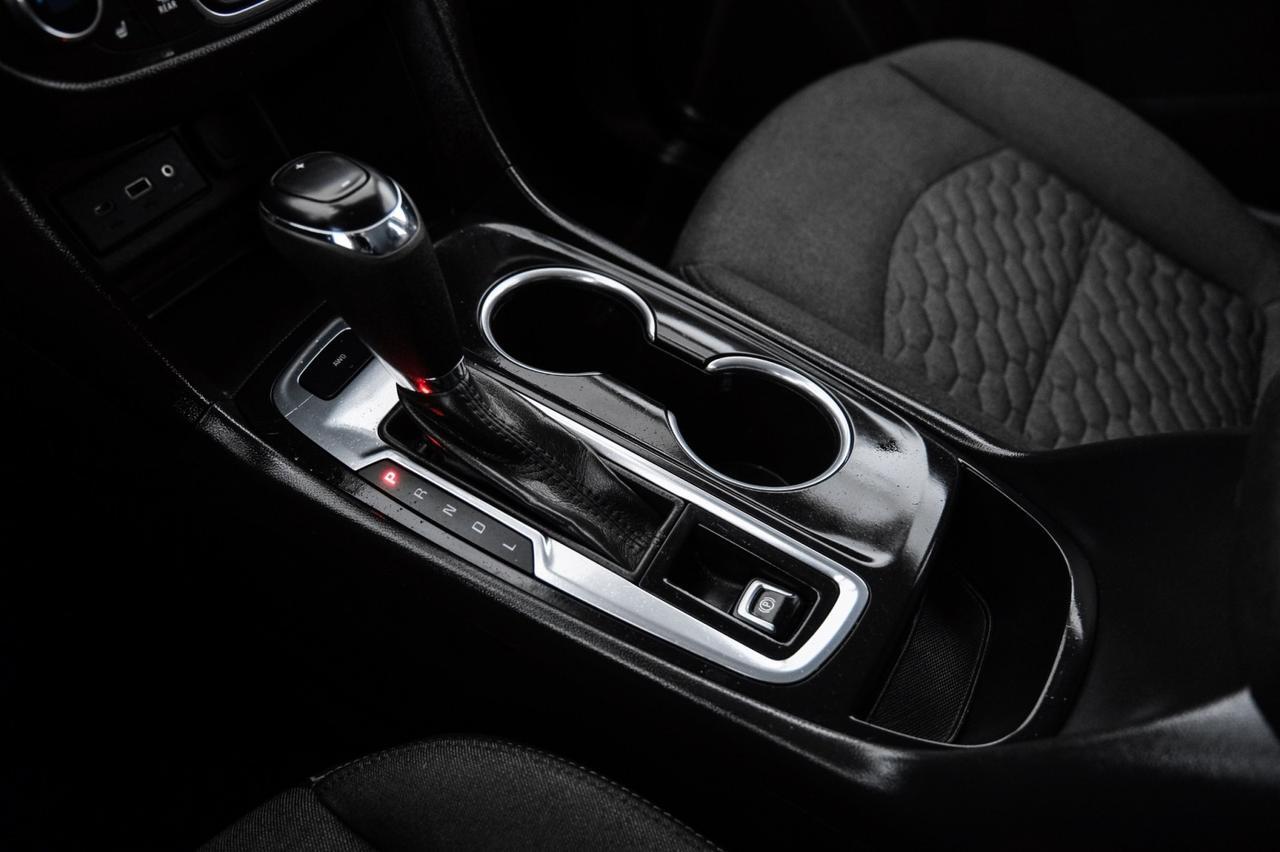 2020 Chevrolet Equinox LT AWD DRIVER CONFIDENCE & CONVENIENCE PKG BLIND SPOT ASSIST HEA Carrollton TX