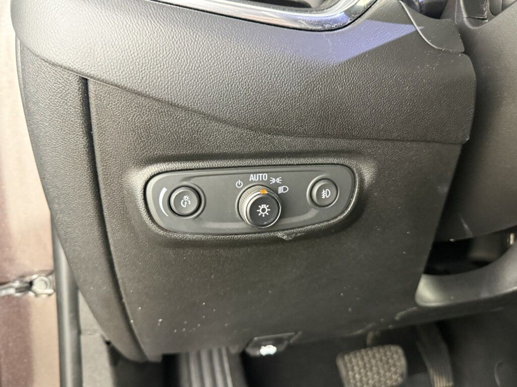 2020 Chevrolet Equinox LT w/2FL Maumee OH