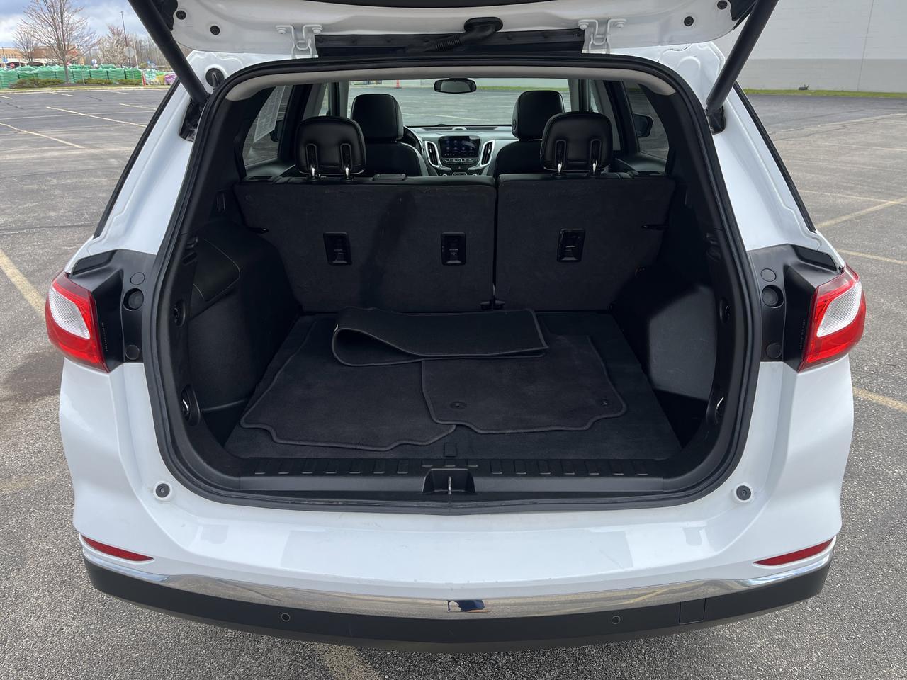 2020 Chevrolet Equinox Premier AWD 1.5L Info2 Conf&Conv2Pkgs w/AdptvCrz Sunroof Nav Bose HtdCldMemLthr HD-SurroundVision Saukville WI