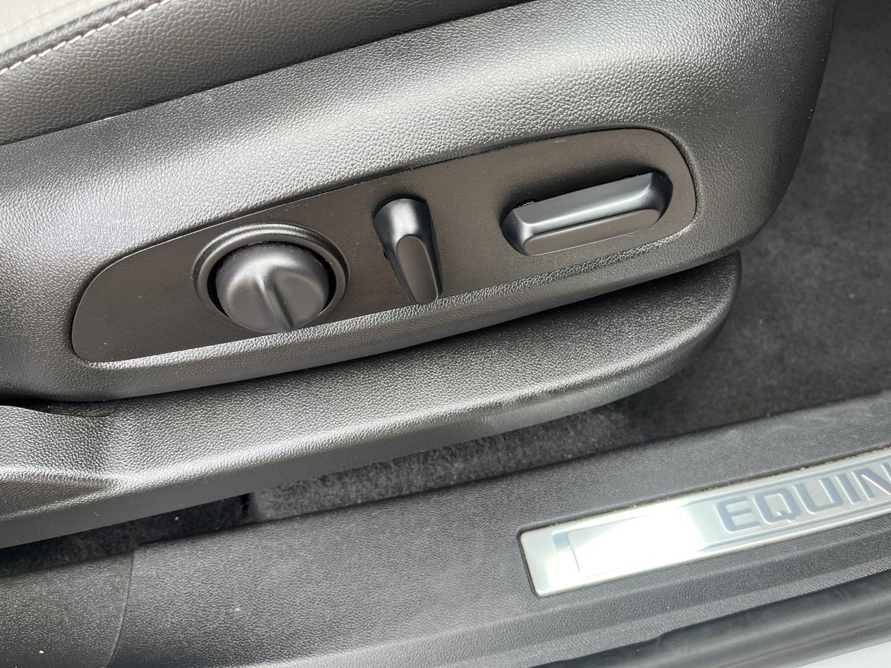 2020 Chevrolet Equinox Premier AWD 1.5L Info2 Conf&Conv2Pkgs w/AdptvCrz Sunroof Nav Bose HtdCldMemLthr HD-SurroundVision Saukville WI