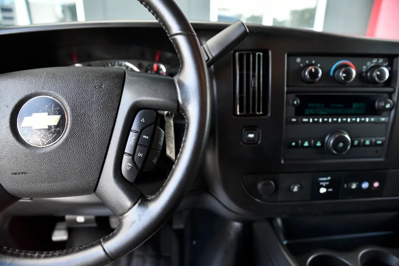 2020 Chevrolet Express 2500 Cargo Regular Van 3D Doral FL