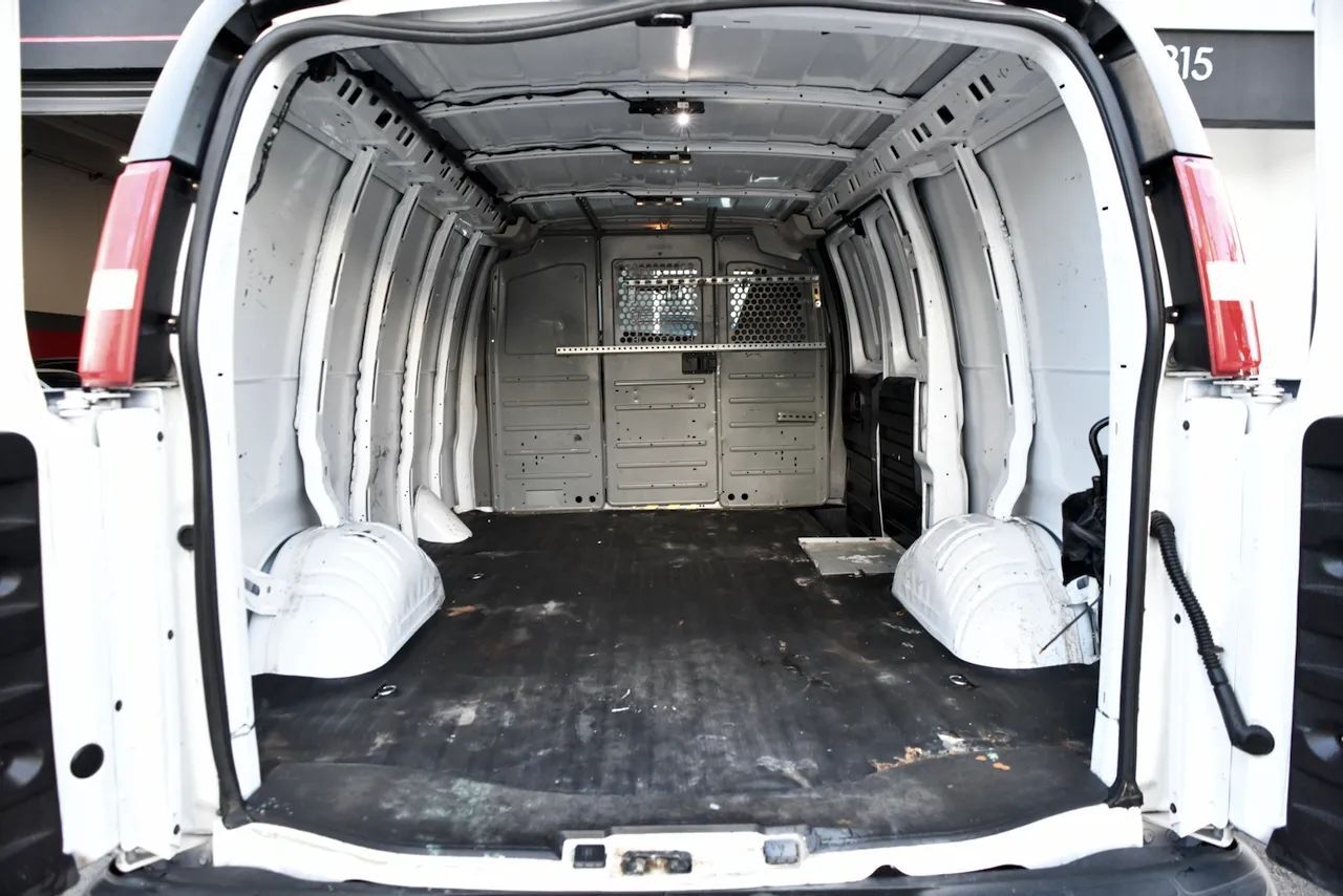2020 Chevrolet Express 2500 Cargo Regular Van 3D Doral FL