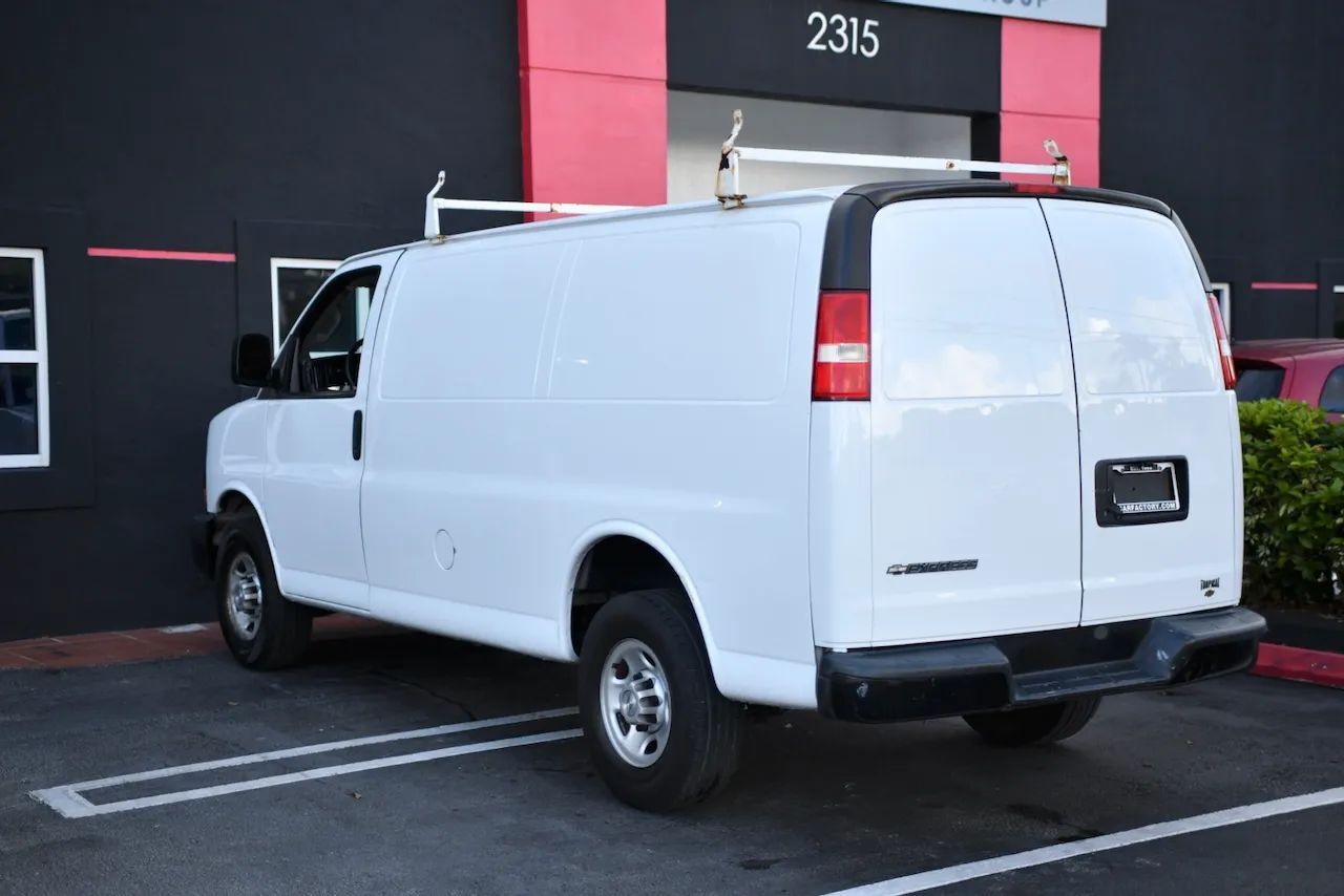 2020 Chevrolet Express 2500 Cargo Regular Van 3D Doral FL