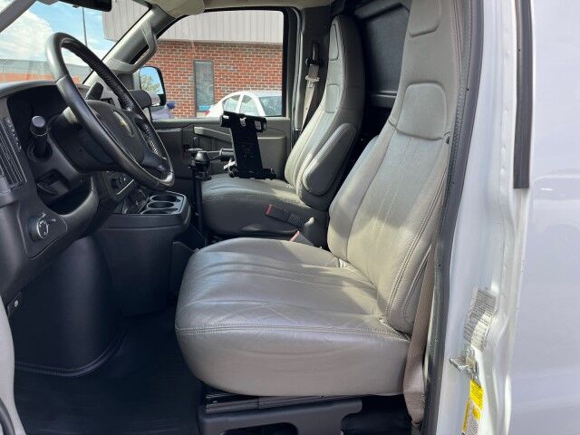 2020 Chevrolet Express 2500 Cargo Van W/ Ladder Rack & Bins Ashland VA