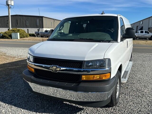 2020 Chevrolet Express 2500 Cargo Van w/ Bin Package