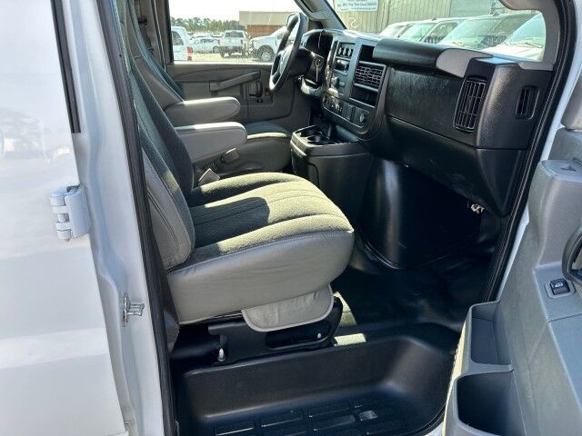 2020 Chevrolet Express 2500 Cargo Van w/ Bin Package Ashland VA