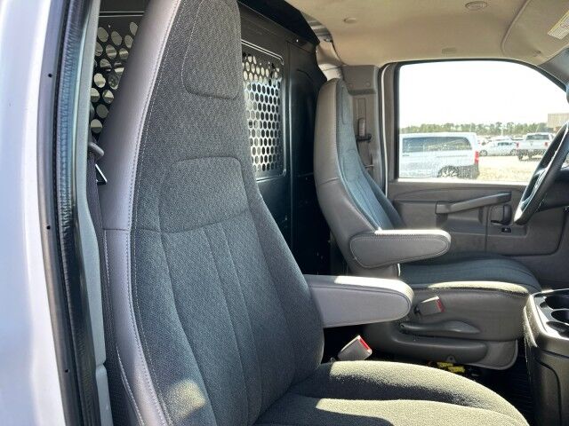 2020 Chevrolet Express 2500 Cargo Van w/ Bin Package Ashland VA