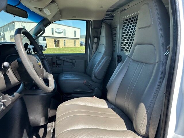 2020 Chevrolet Express 2500 Cargo Van w/ Ladder Rack & Bin Package Ashland VA