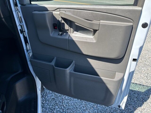 2020 Chevrolet Express 2500 Cargo Van w/ Ladder Rack & Bin Package Ashland VA