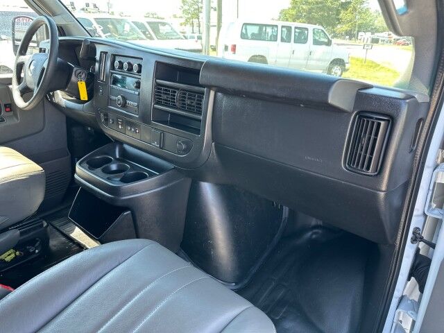 2020 Chevrolet Express 2500 Cargo Van w/ Ladder Rack & Bin Package Ashland VA