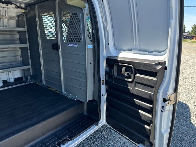2020 Chevrolet Express 2500 Cargo Van w/ Ladder Rack & Bin Package Ashland VA