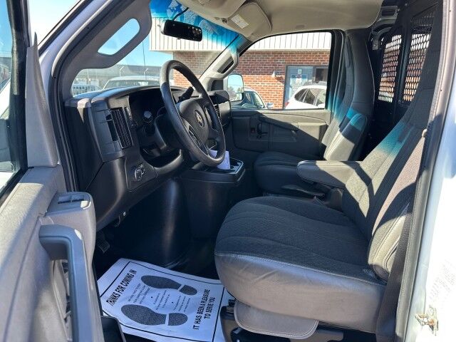 2020 Chevrolet Express 2500 Cargo Van w/ Ladder Rack & Bin Package Ashland VA