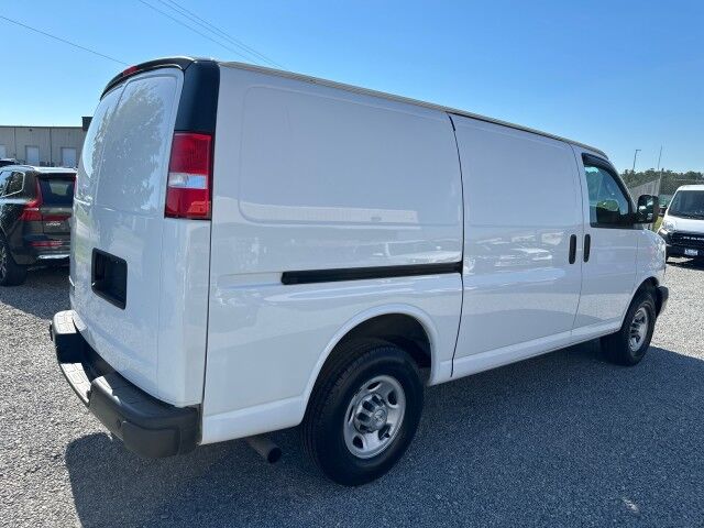 2020 Chevrolet Express 3500 Cargo Van w/ Bin Package Ashland VA