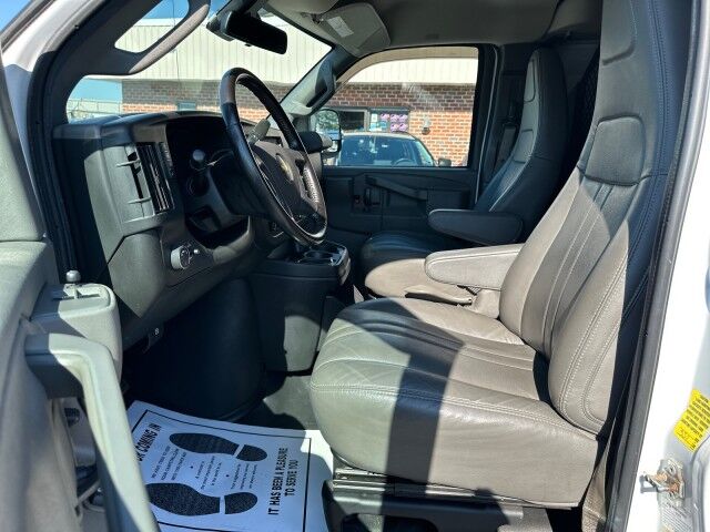2020 Chevrolet Express 3500 Cargo Van w/ Bin Package Ashland VA
