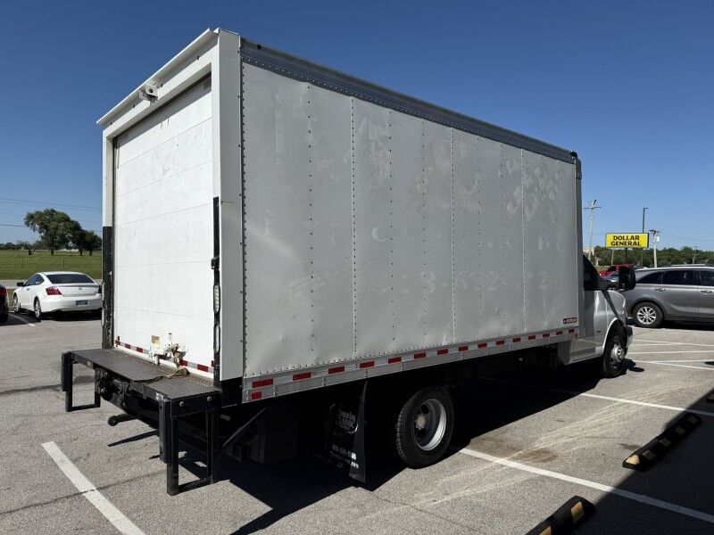 2020 Chevrolet Express 3500 DRW 16' Box Truck Collinsville OK
