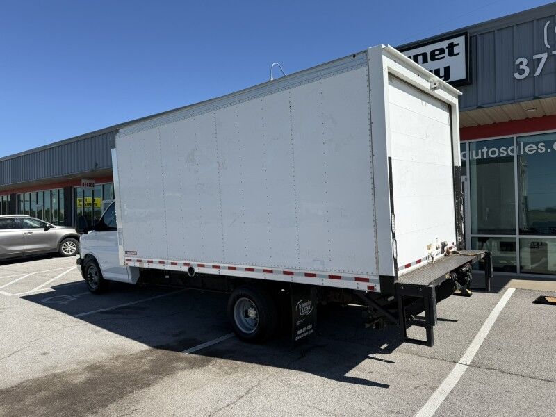 2020 Chevrolet Express 3500 DRW 16' Box Truck Collinsville OK
