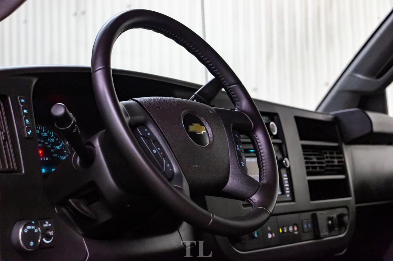 2020 Chevrolet Express 3500 LT 12 Passenger Nav BCam Red Deer AB