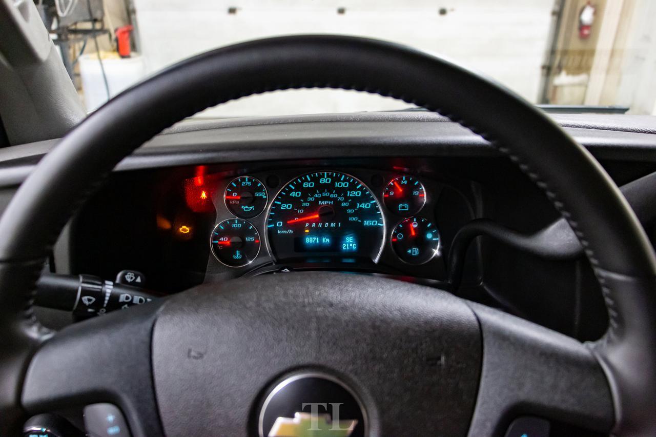 2020 Chevrolet Express 3500 LT 12 Passenger Nav BCam Red Deer AB