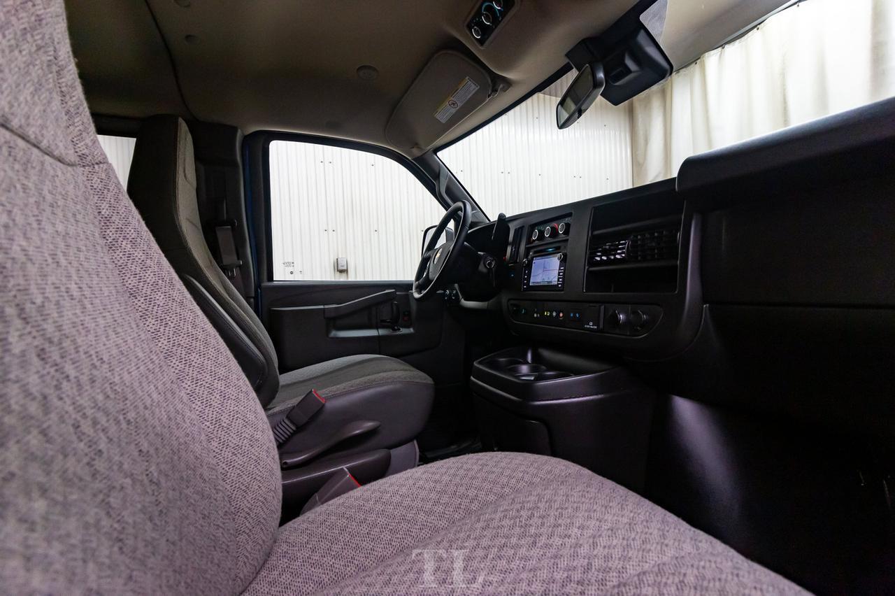 2020 Chevrolet Express 3500 LT 12 Passenger Nav BCam Red Deer AB