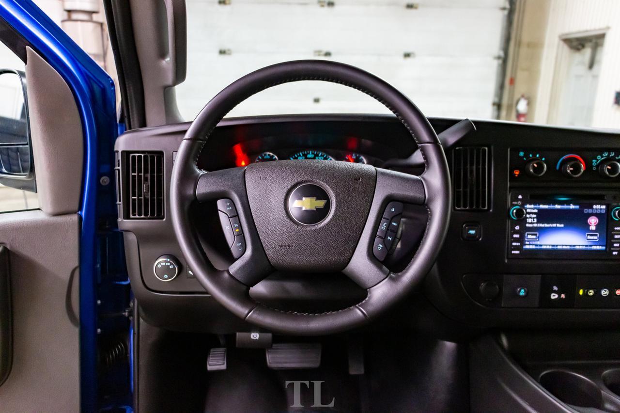 2020 Chevrolet Express 3500 LT 12 Passenger Nav BCam Red Deer AB