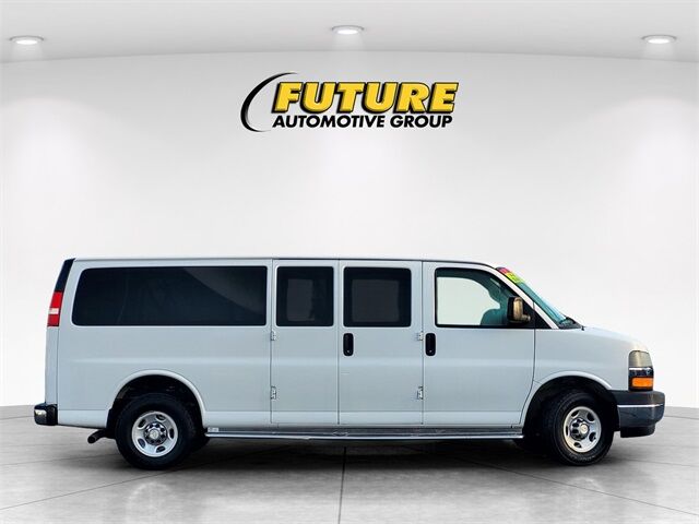 2020 Chevrolet Express 3500 LT