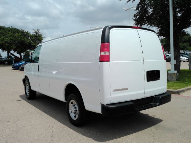 2020 Chevrolet Express Cargo RWD 2500 Regular Wheelbase WT Plano TX