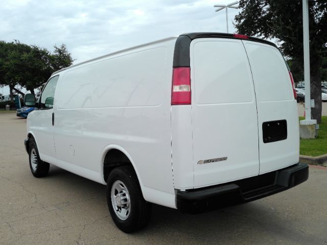2020 Chevrolet Express Cargo RWD 2500 Regular Wheelbase WT Plano TX