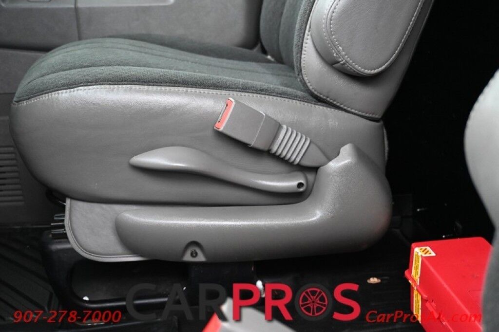 2020 Chevrolet Express Cargo Van 6.0L V8 - Driver Convenience PKG - Cruise Control - Bluetooth - Rear Camera Mirror - Reverse Camera - Anchorage AK