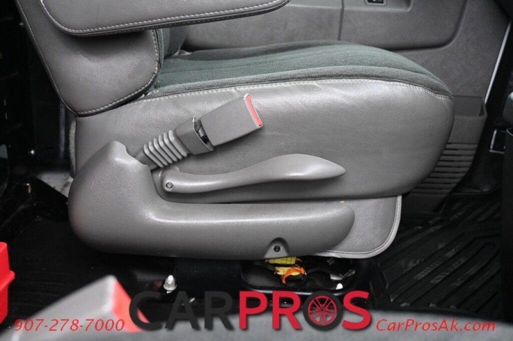 2020 Chevrolet Express Cargo Van 6.0L V8 - Driver Convenience PKG - Cruise Control - Bluetooth - Rear Camera Mirror - Reverse Camera - Anchorage AK