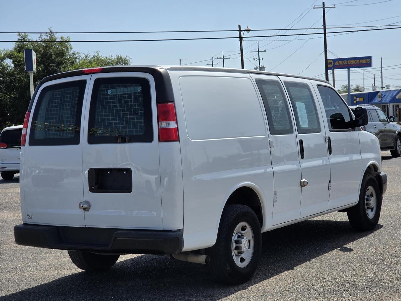 2020 Chevrolet Express Cargo Van RWD 2500 135