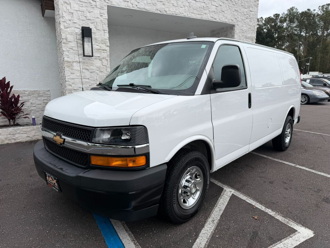 2020 Chevrolet Express Cargo Van RWD 2500 135&quot;
