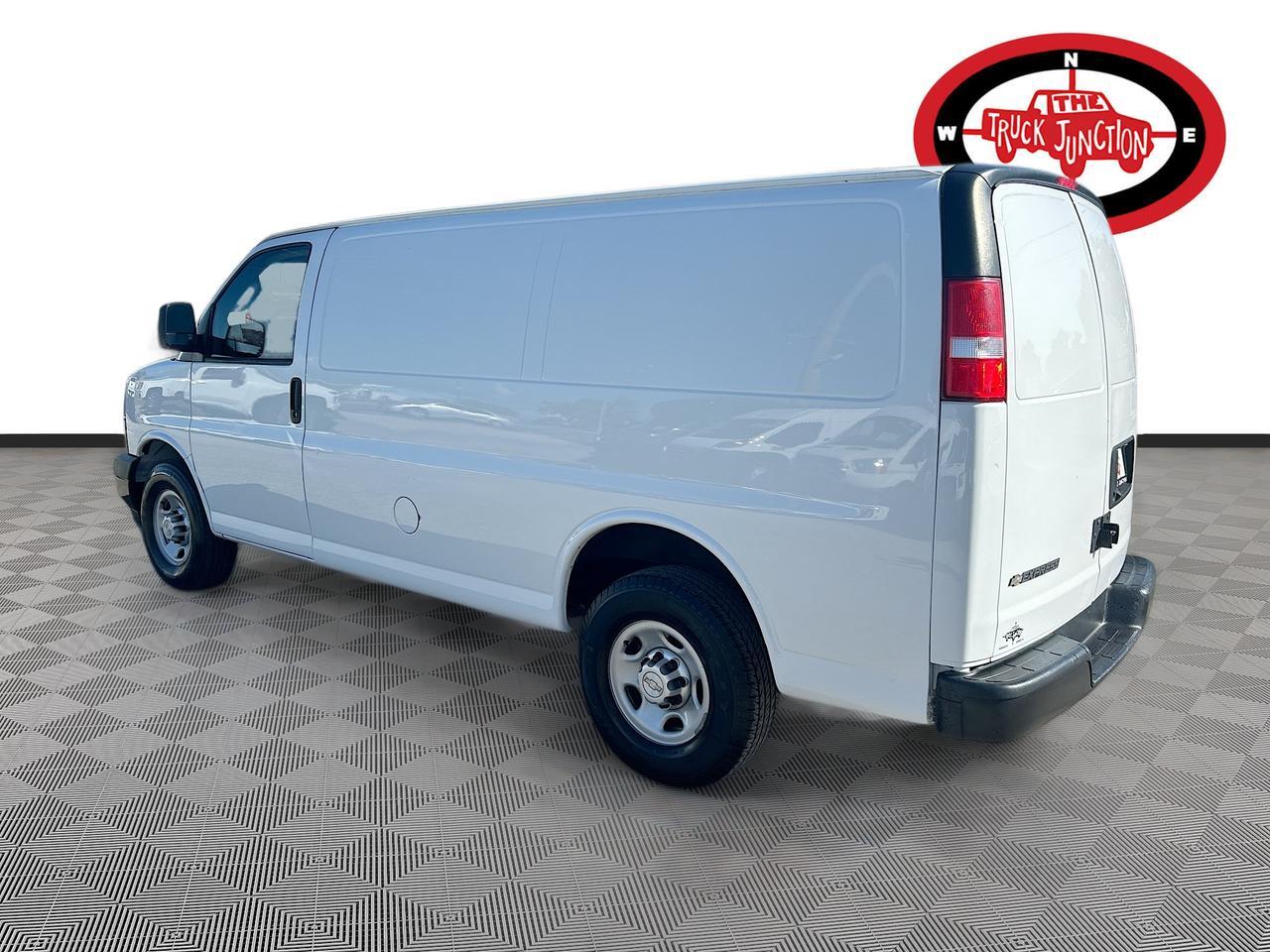 2020 Chevrolet Express Cargo Van RWD 2500 Venice FL