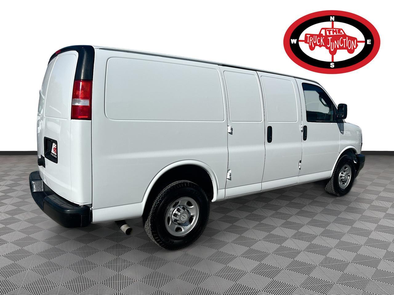 2020 Chevrolet Express Cargo Van RWD 2500 Venice FL