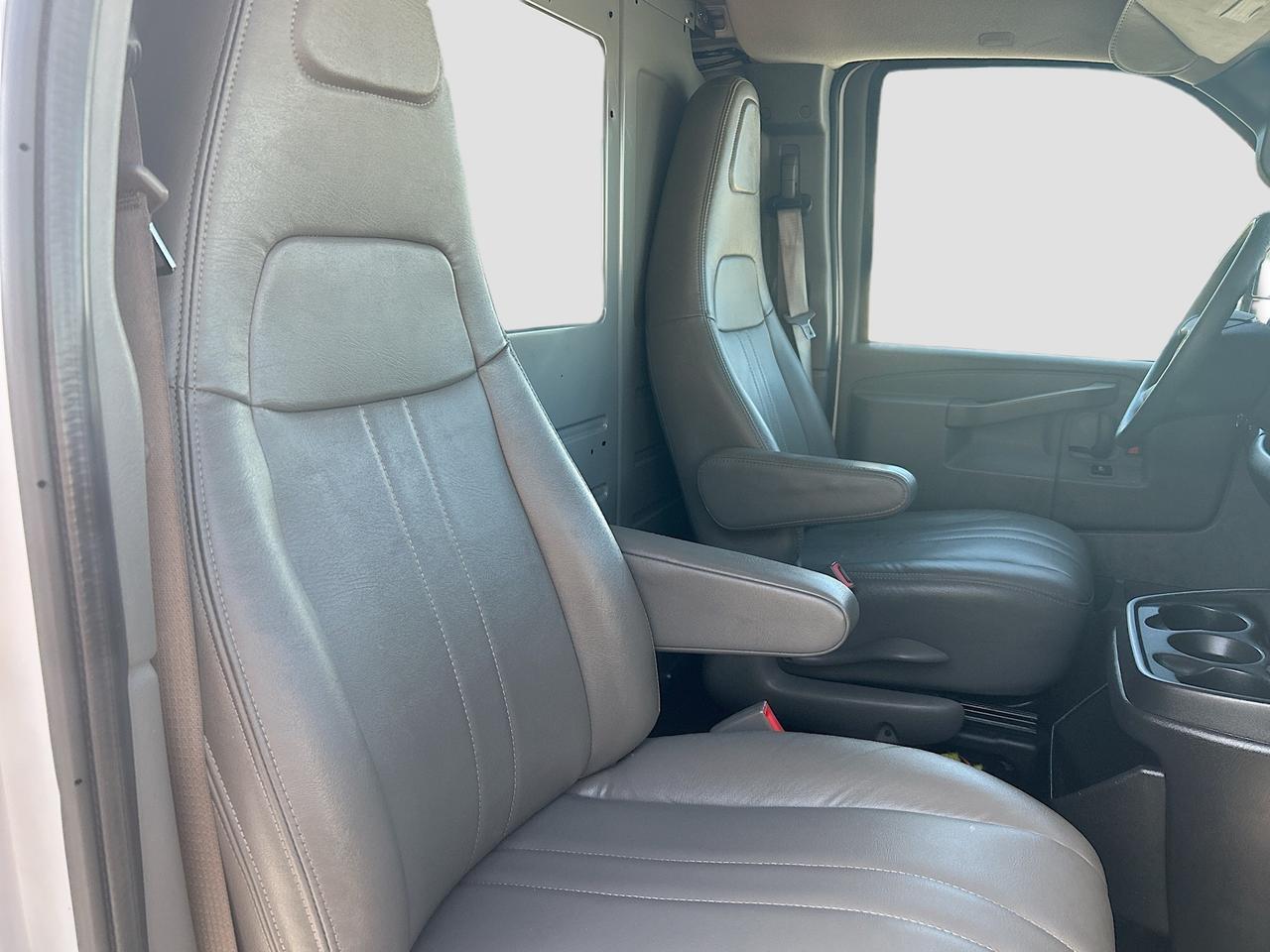2020 Chevrolet Express Cargo Van RWD 2500 Venice FL