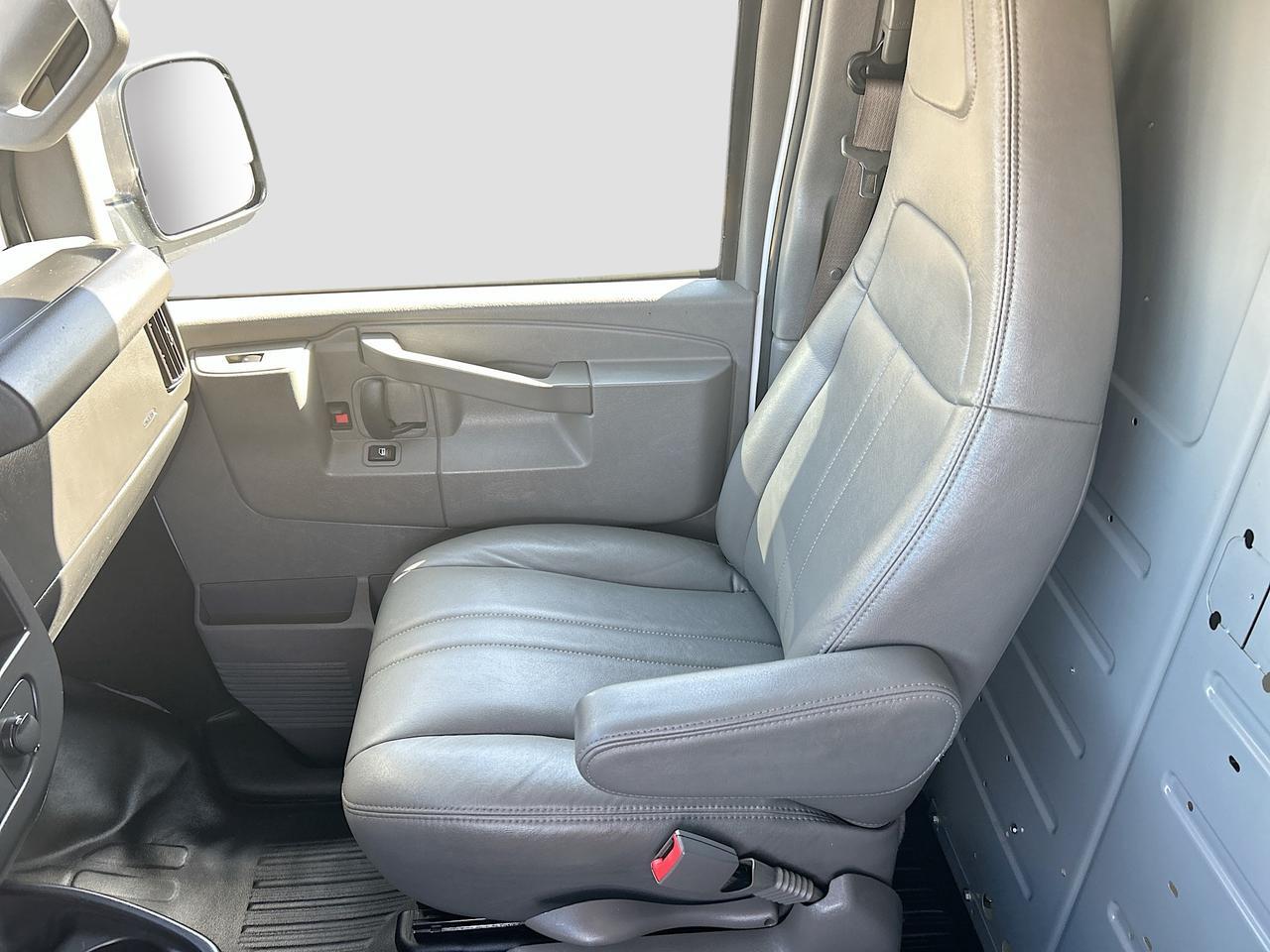 2020 Chevrolet Express Cargo Van RWD 2500 Venice FL