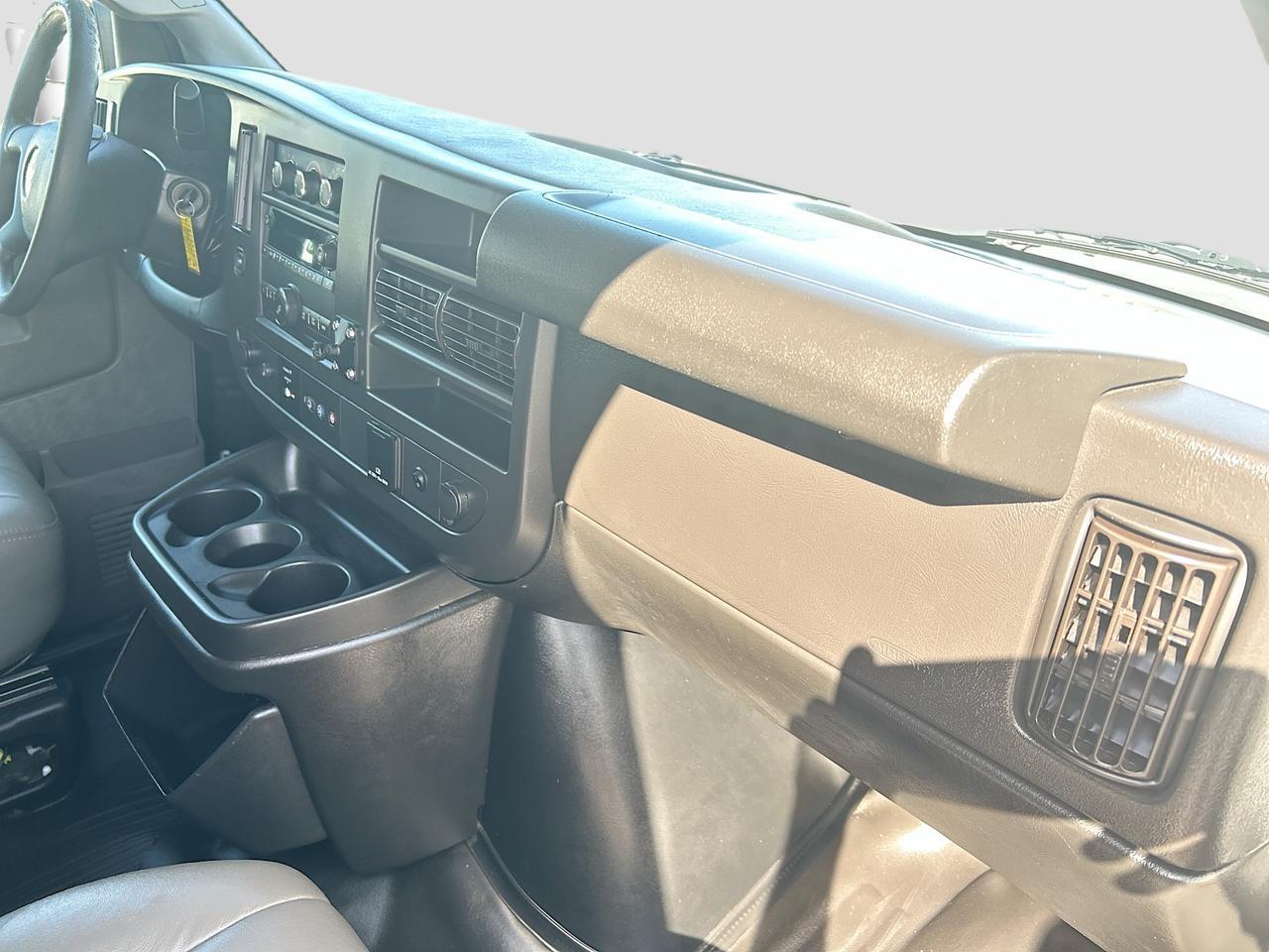 2020 Chevrolet Express Cargo Van RWD 2500 Venice FL