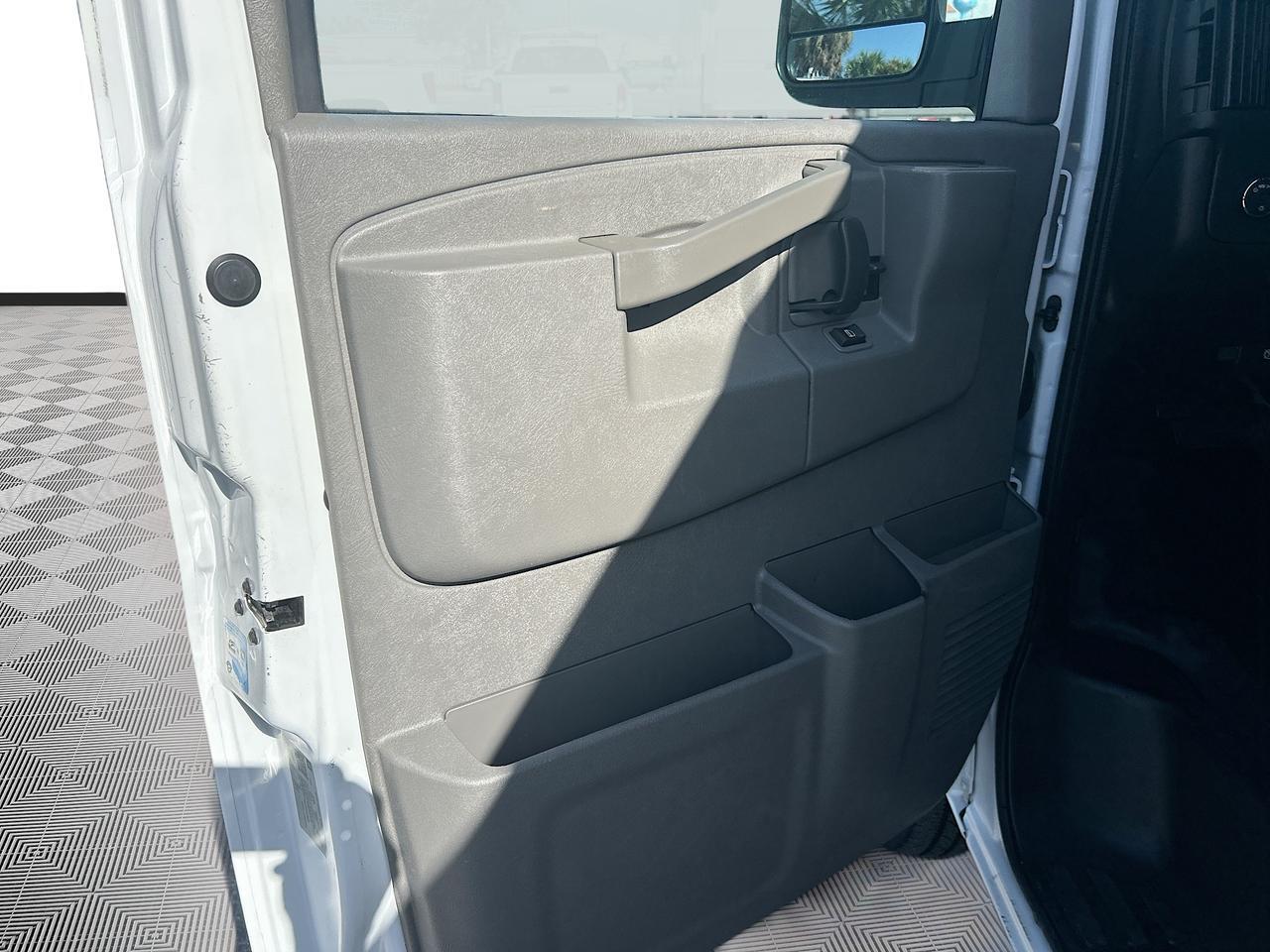 2020 Chevrolet Express Cargo Van RWD 2500 Venice FL