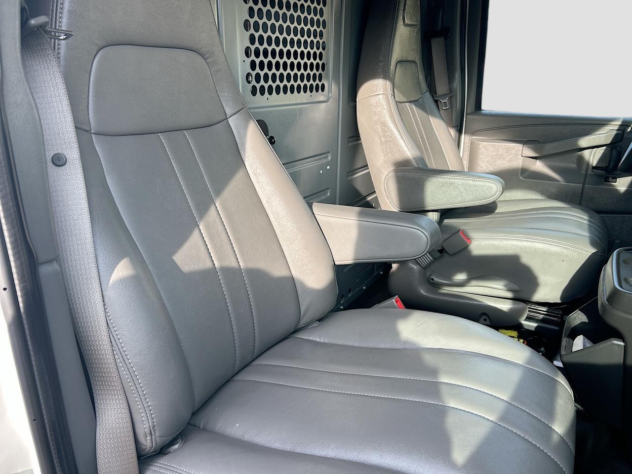 2020 Chevrolet Express Cargo Van RWD 2500 Venice FL