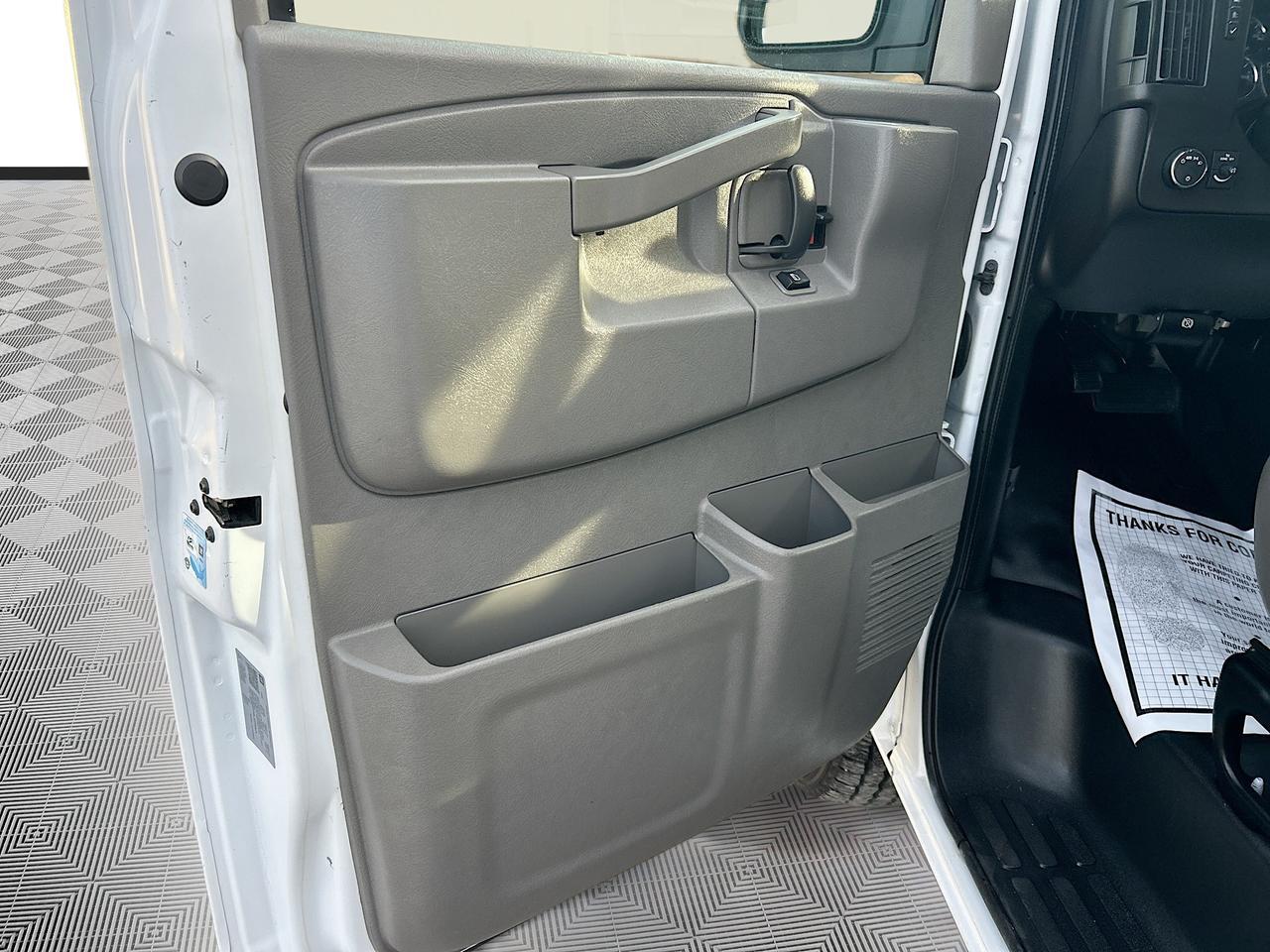 2020 Chevrolet Express Cargo Van RWD 2500 Venice FL