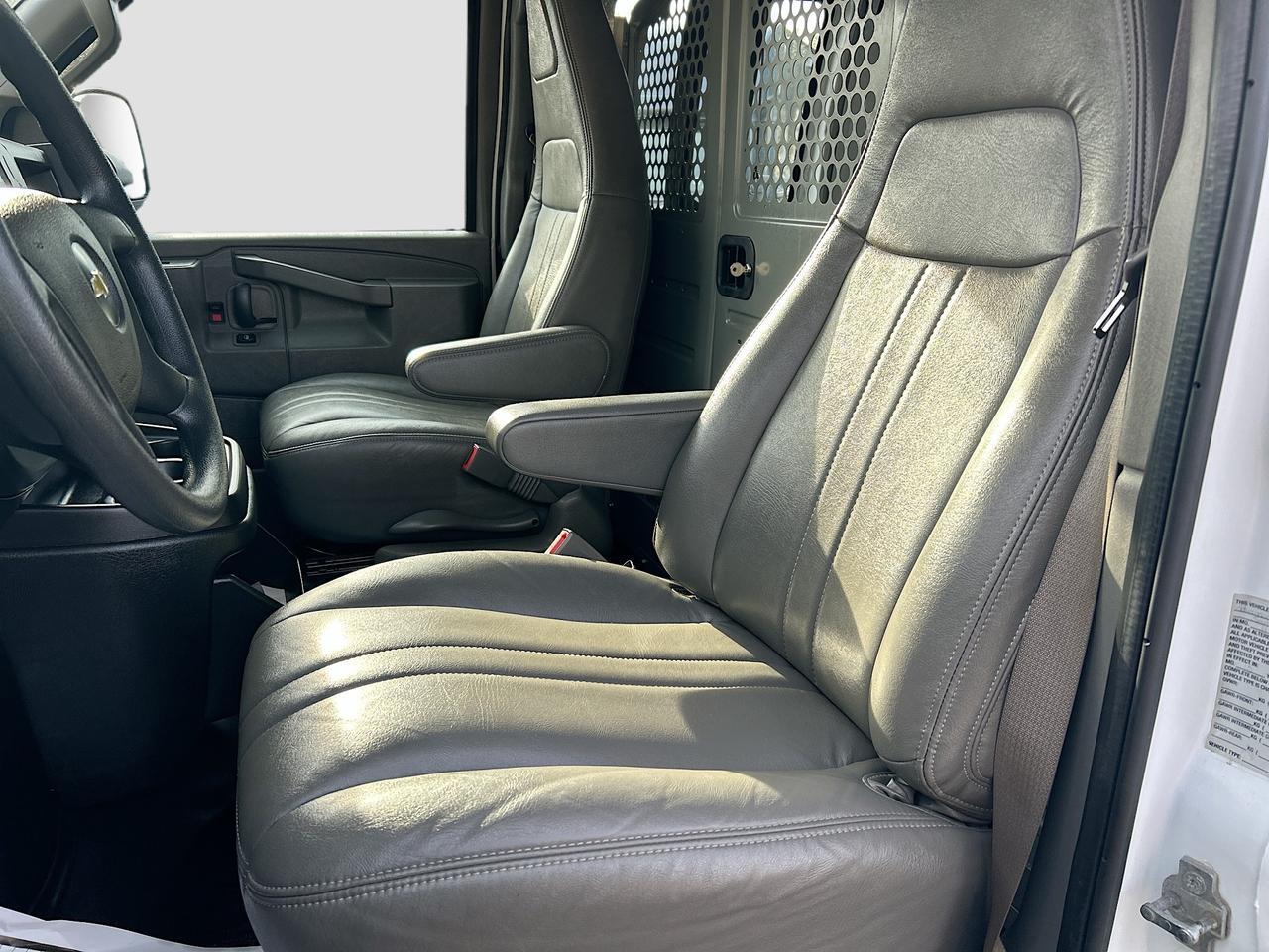 2020 Chevrolet Express Cargo Van RWD 2500 Venice FL