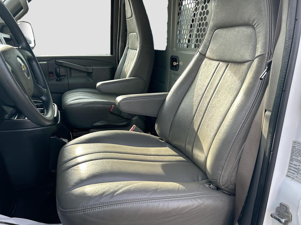 2020 Chevrolet Express Cargo Van RWD 2500 Venice FL