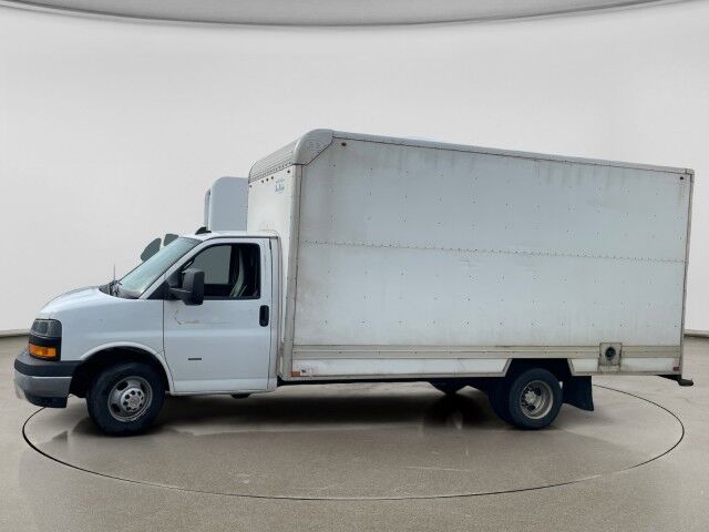 2020 Chevrolet Express Commercial Cutaway