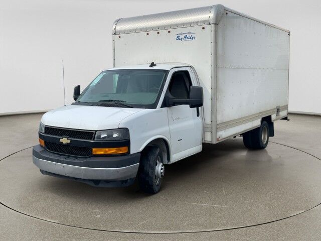 2020 Chevrolet Express Commercial Cutaway