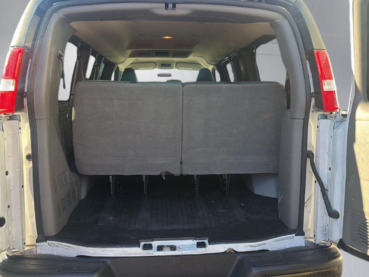 2020 Chevrolet Express Passenger LS Gaithersburg MD