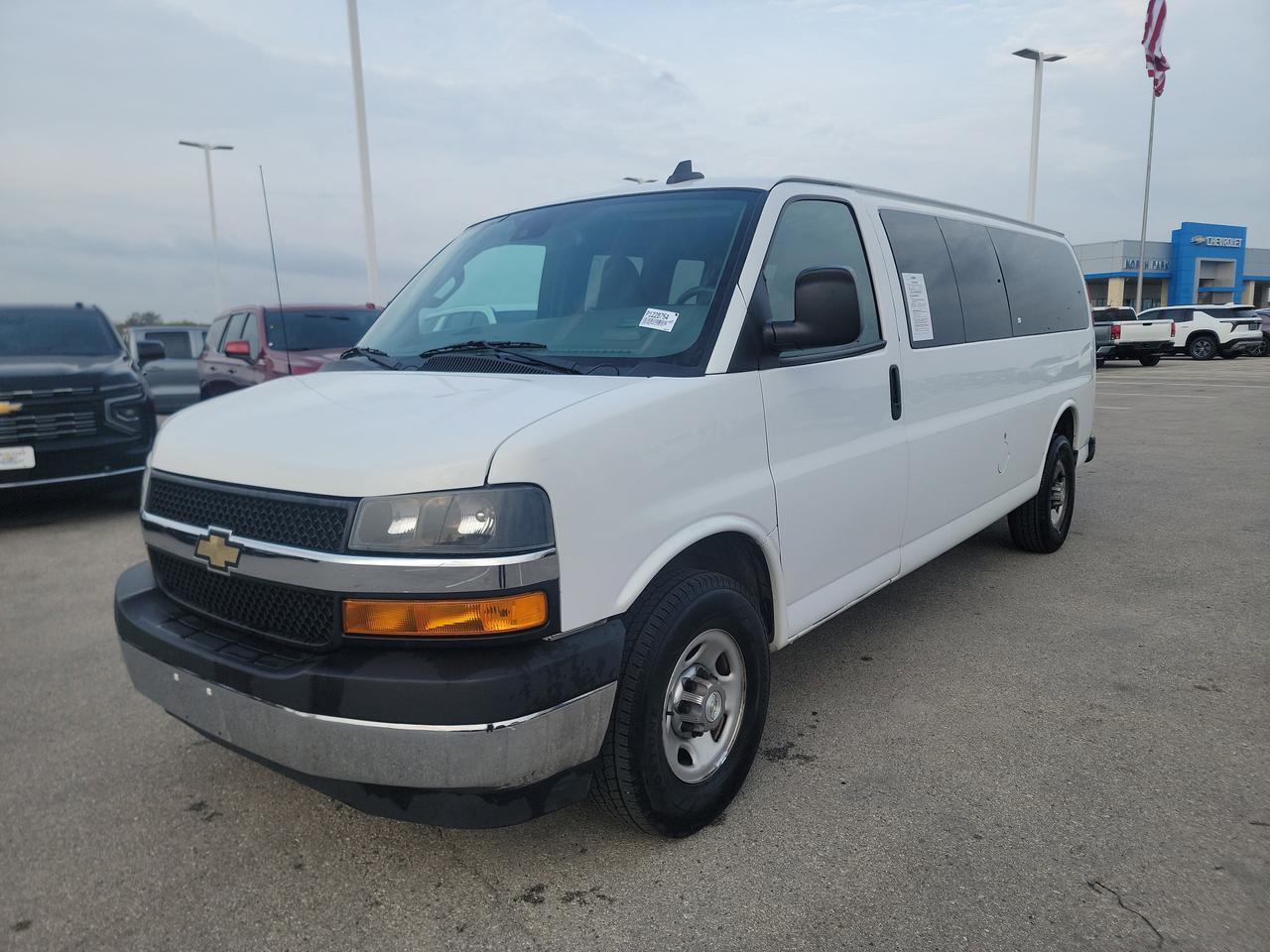 2020 Chevrolet Express Passenger LT