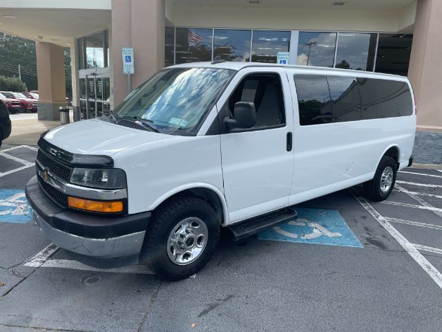 2020 Chevrolet Express Passenger RWD 3500 Extended Wheelbase LT