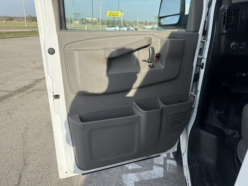 2020 Chevrolet G2500 Extended Cargo Van 6.0L V8 Collinsville OK