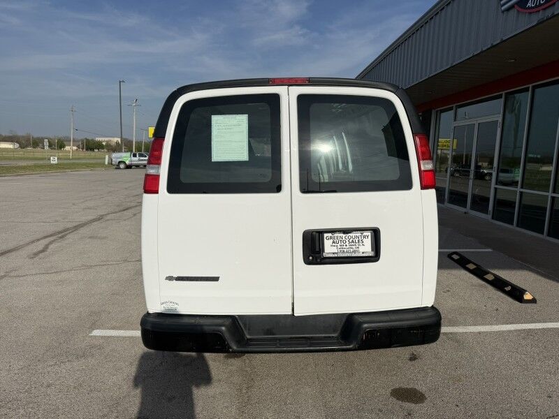 2020 Chevrolet G2500 Extended Cargo Van 6.0L V8 Collinsville OK